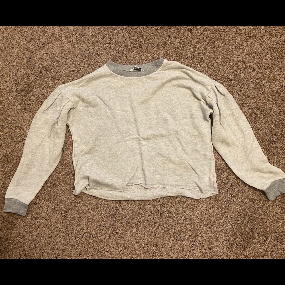 Barely worn sweatshirt